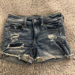 American eagle distressed shorts